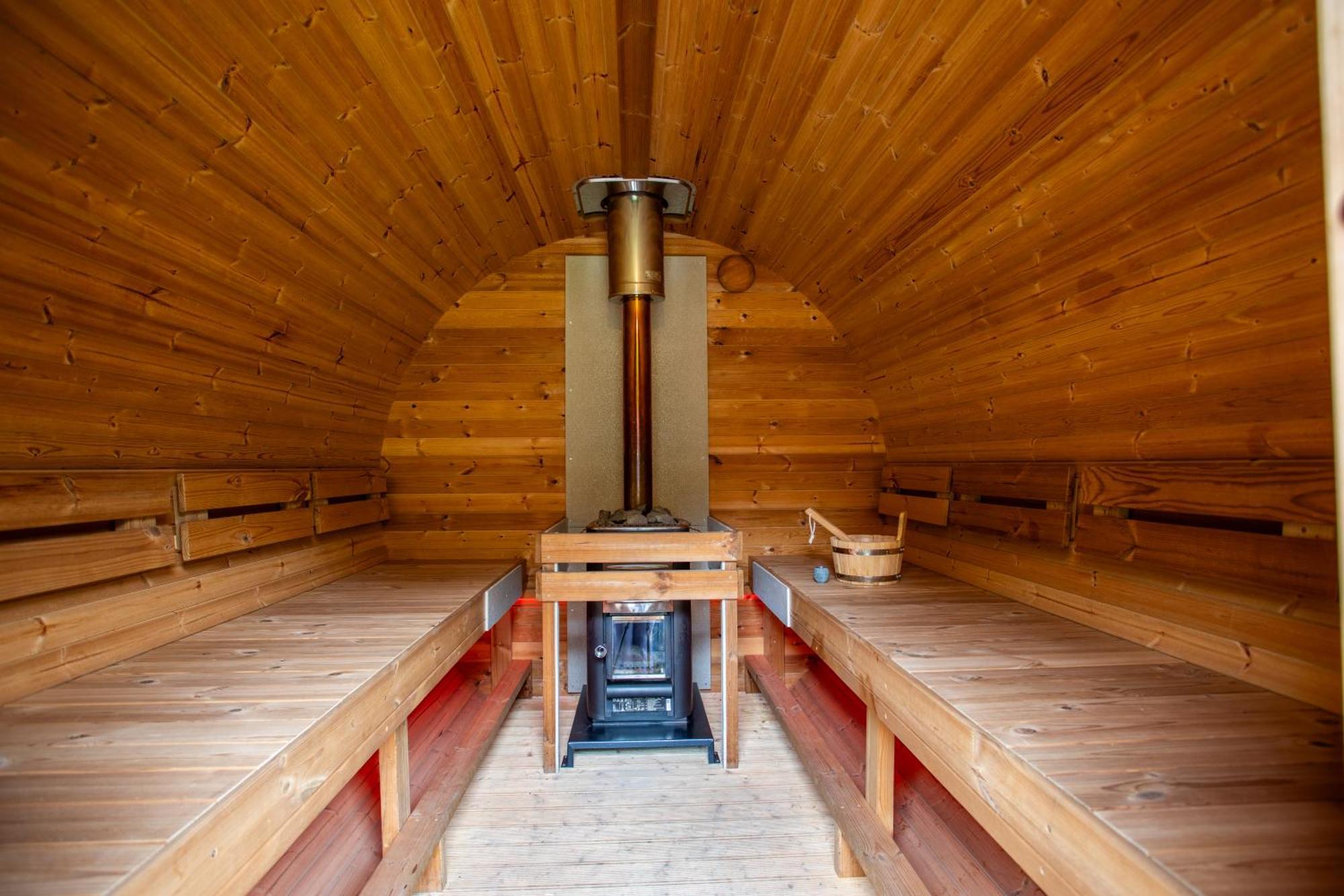 Ewijk Evergreen Wellness Met Sauna & Hottub מראה חיצוני תמונה